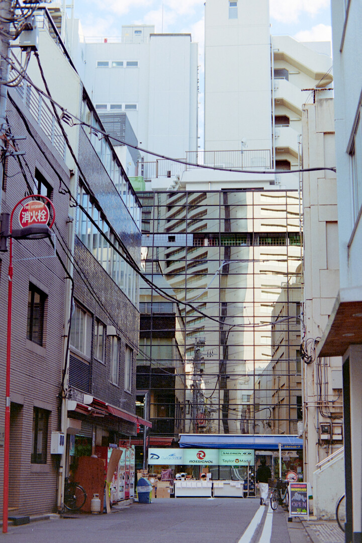 #00033 - 2023/12 - Kodak ColorPlus 200 - Kanda