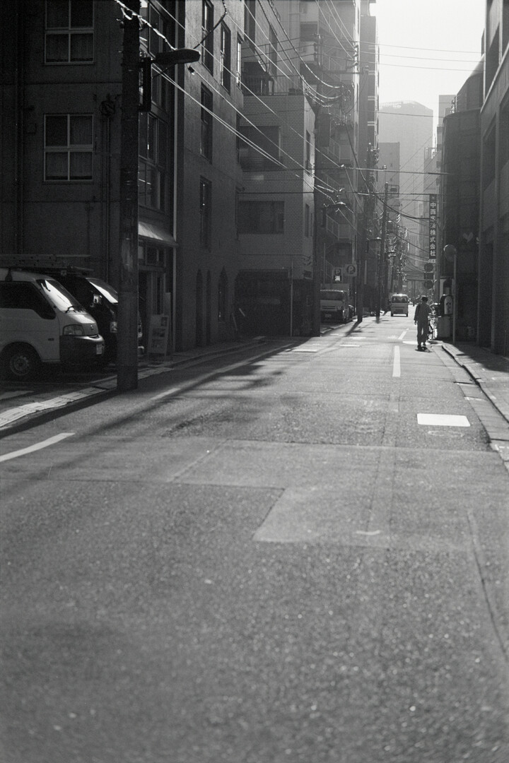 #00297 - 2024/04 - Rollei Infrared - Asakusabashi