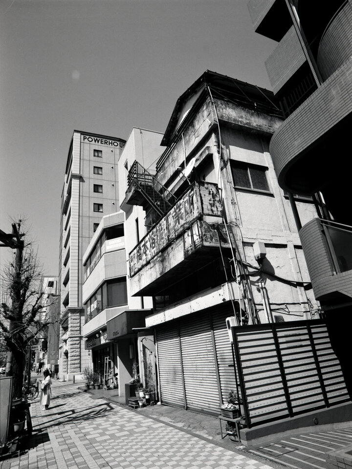 #00546 - 2025/03 - Rollei Superpan 200 - Kawasaki