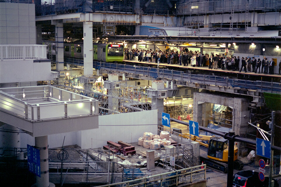 #00649 - 2025/05 - Fujifilm Pro400H - Shibuya