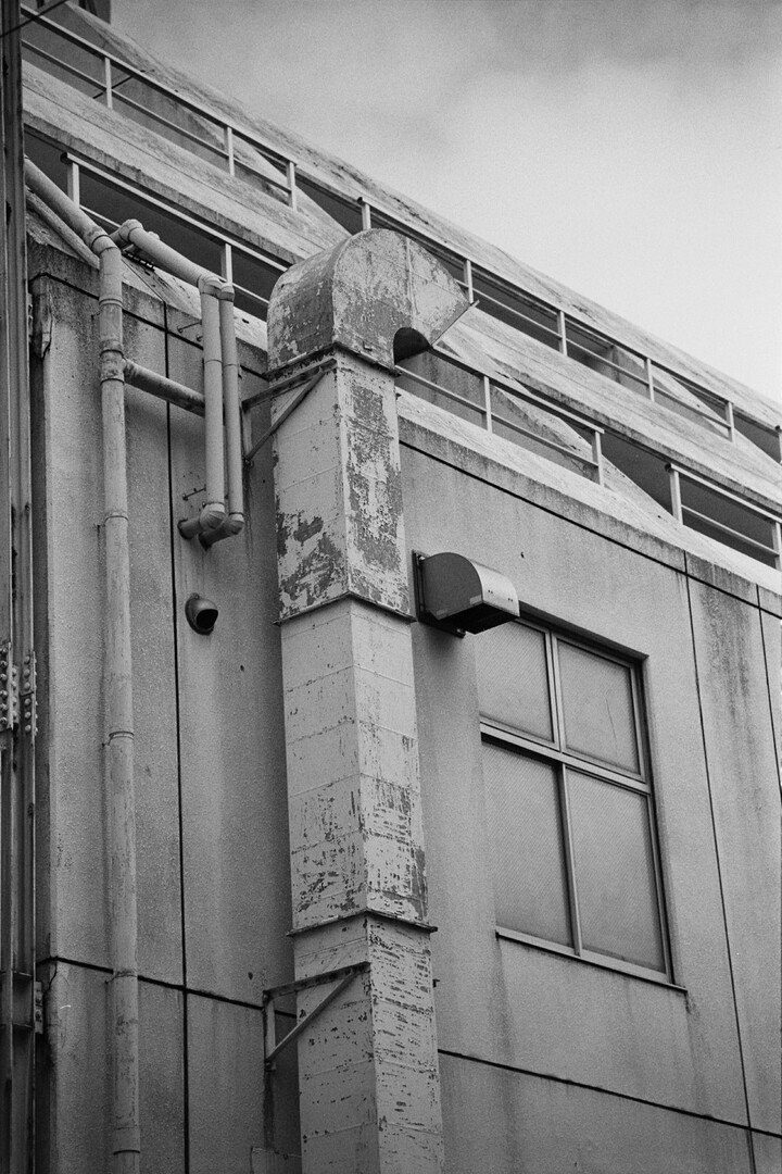 #00676 - 2025/09 - Cinestill 800T +1 - Osaki