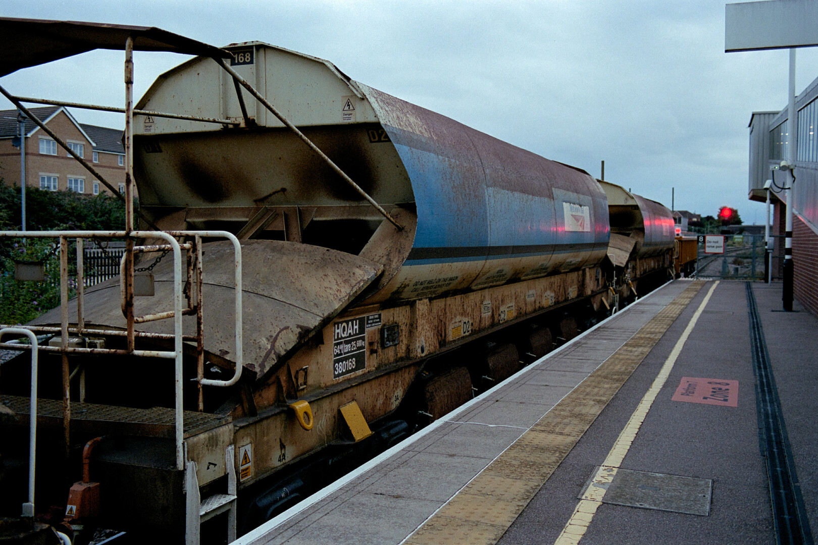 #00695 - 2025/07 - Portra 400 - Peterborough, UK