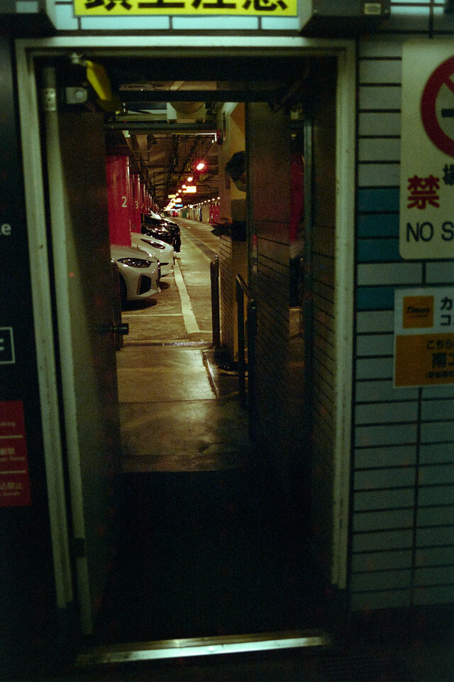 #00719 - 2025/06 - CyberPunk 640t - Nihonbashi